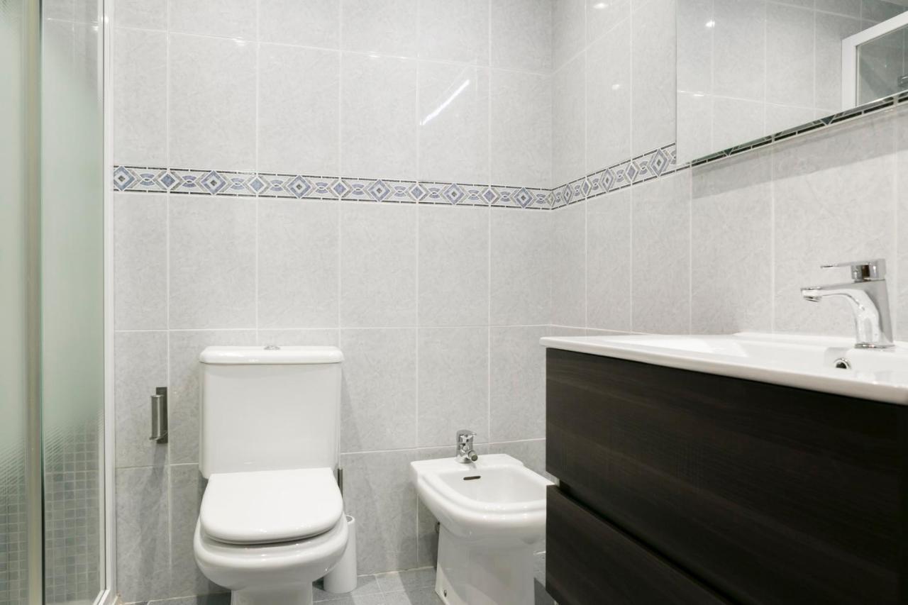 Apartamento Malaga Velazquez Екстер'єр фото